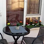 с две спални. Apartmán